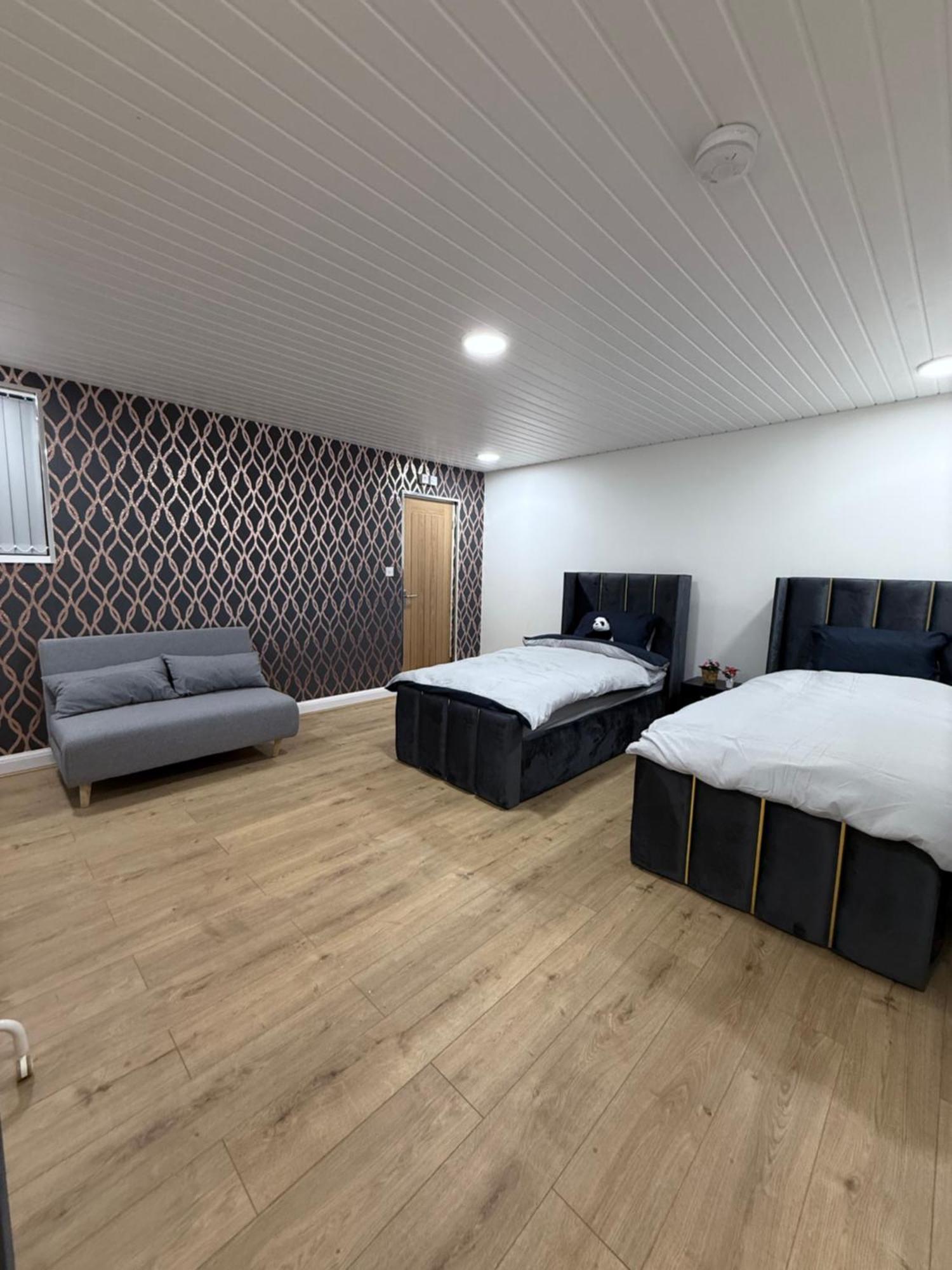 Centre- 9 Bed House With Free Parking Apartment Birmingham