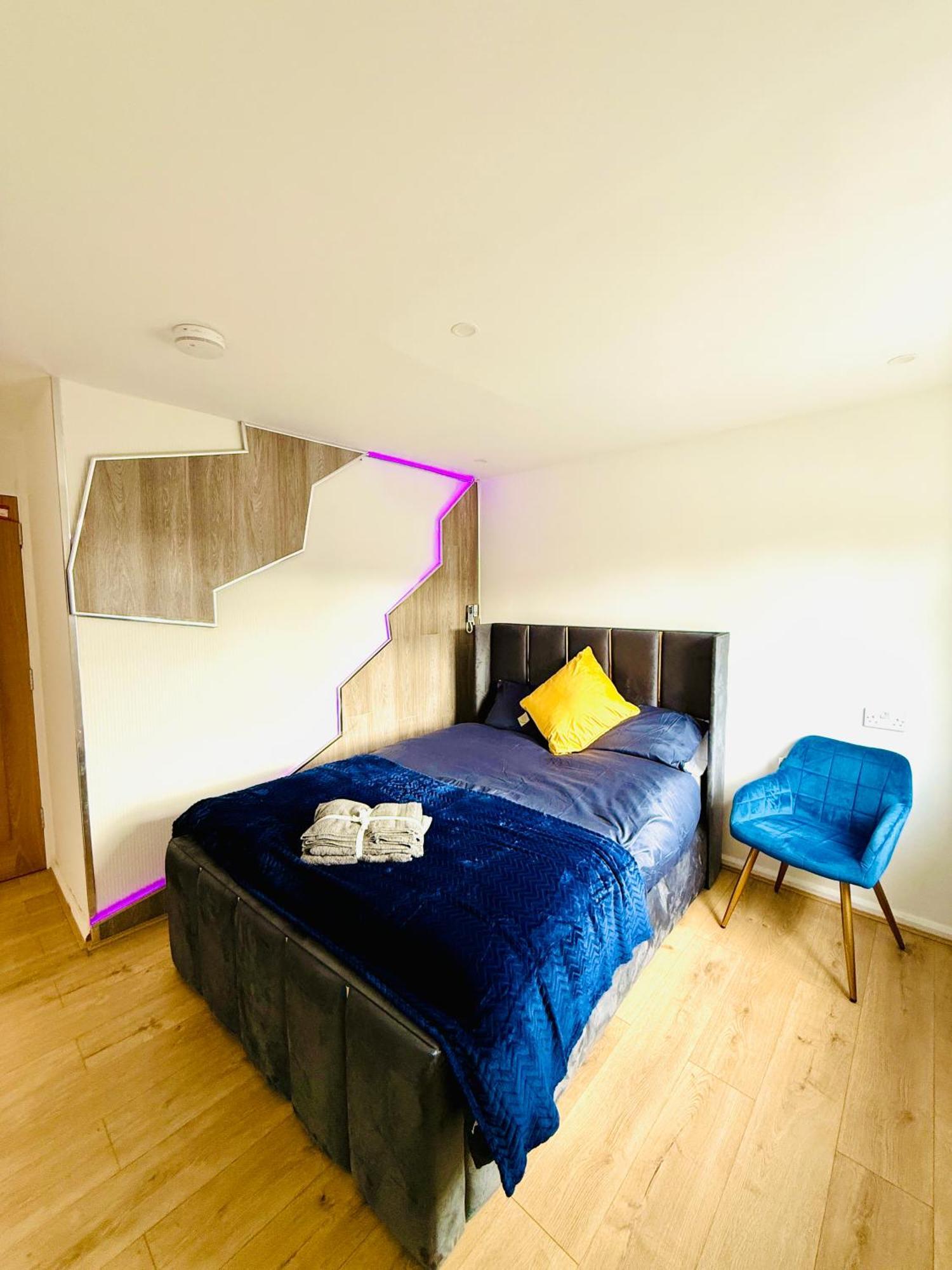Centre- 9 Bed House With Free Parking Birmingham